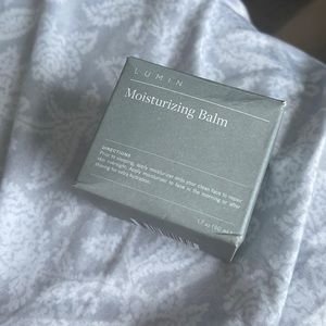 lumin moisturizing balm